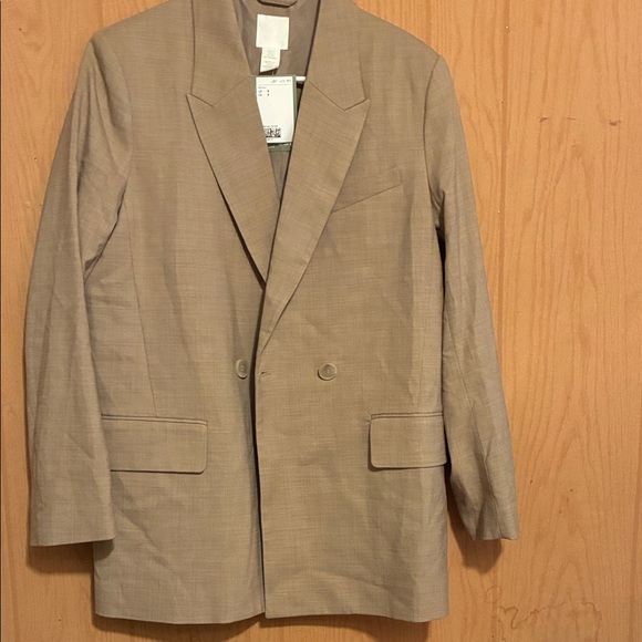 H&M Other - H&M Beige Double-Breasted Blazer